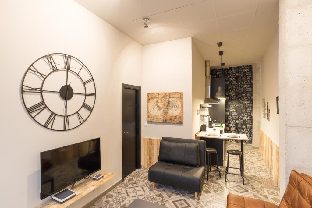 Historical Center Ollerias Apartment Malaga Bagian luar foto