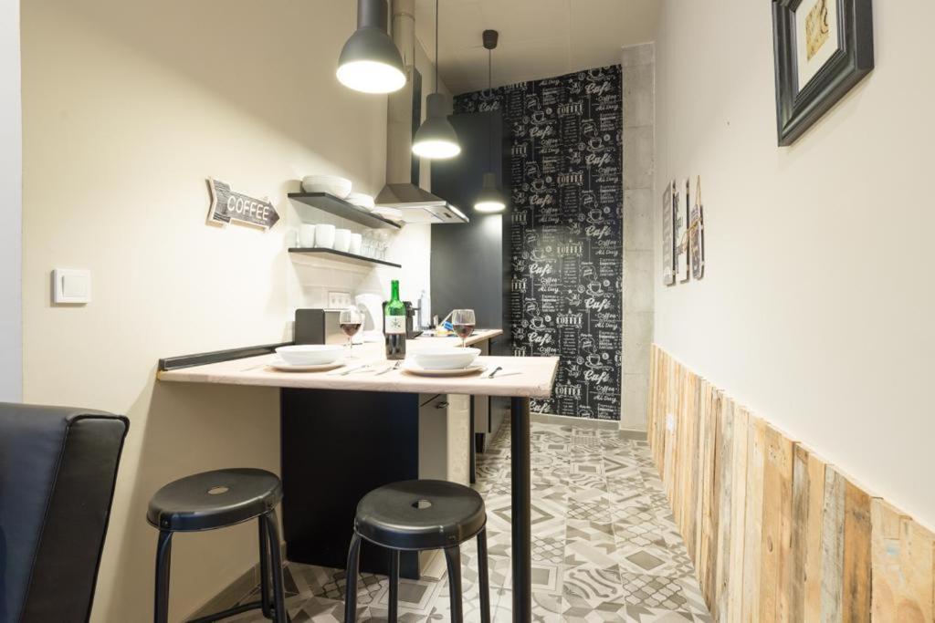 Historical Center Ollerias Apartment Malaga Bagian luar foto