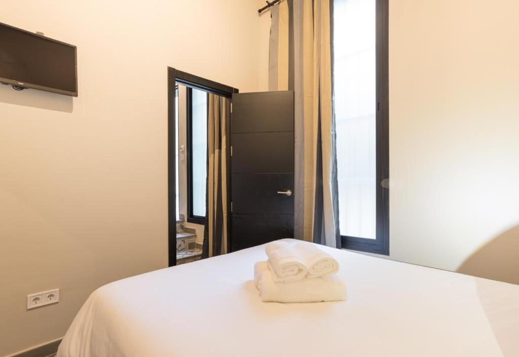 Historical Center Ollerias Apartment Malaga Bagian luar foto