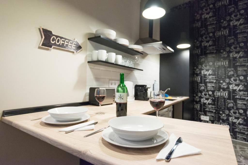 Historical Center Ollerias Apartment Malaga Bagian luar foto
